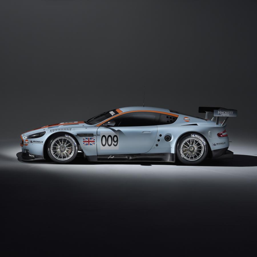  Aston Martin DBR9 Gulf Oil Livery 2008 года  (фото 7 из 26)